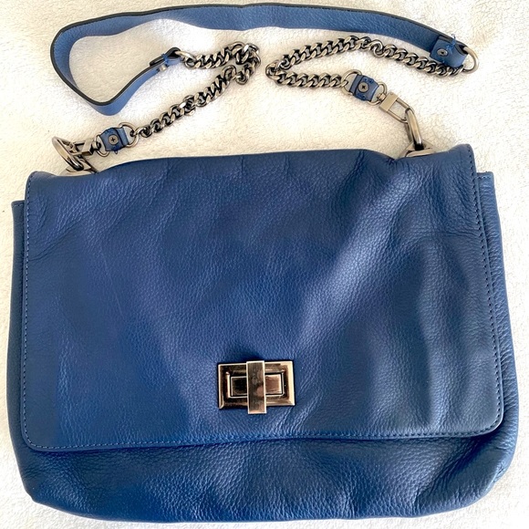 Zara Handbags - Zara crossbody women’s bag.